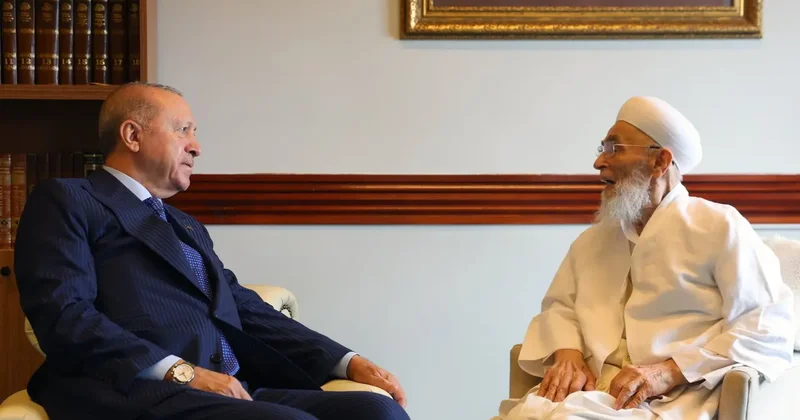 Cumhurbaşkanı Erdoğan eski hocası Ali Kemal Hut ile bir araya geldi