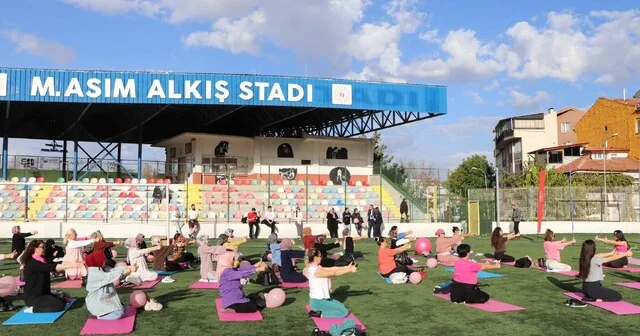 Kütahya da Pembe Pilates etkinliğiyle meme kanserinde erken tanıya dikkat çekildi Kütahya Haber Habertürk Yerel Haberler