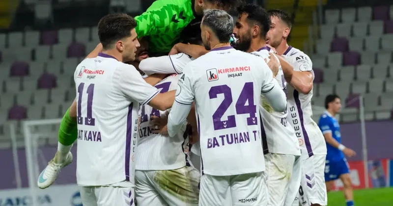 2. Lig de 9 gollü nefes kesen düello! 5 4 kazanıp zirve takibini sürdürdüler