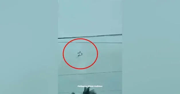 Filipinler de 2 askeri eğitim uçağı havada çarpıştı! 4 pilot hayatını kaybetti
