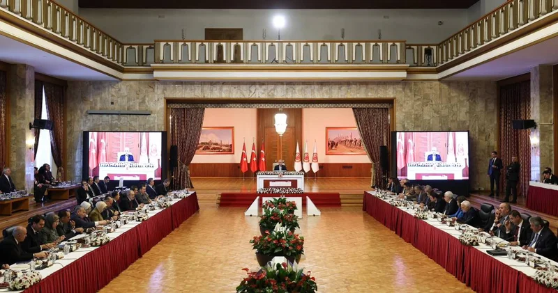 Son dakika TBMM duyurdu: Komisyon heyeti İmralı ya gitti