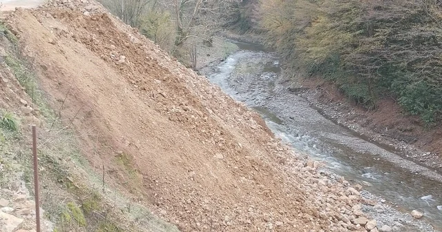 Dere yataklarına mesken atık ve moloz dökülüyor Zonguldak Haberleri