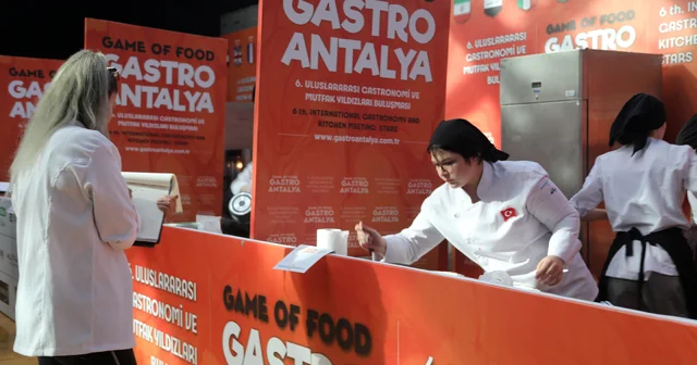 Geleceğin şefleri, gastronomi kariyerlerine ilk adımı attı Antalya Haberleri