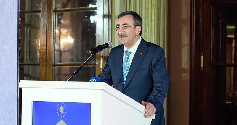 Cevdet Yılmaz Milli Sarayların Yüzyılı Sempozyumu na katıldı