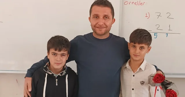 İki öğrencisi olan köy okulunda Öğretmenler Günü kutlaması Batman Haberleri