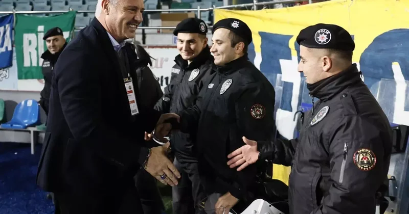 Alkışlar Sadettin Saran a! Geceye damga vuran kare