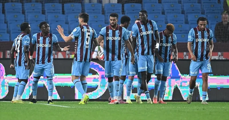 RAMS BAŞAKŞEHİR TRABZONSPOR CANLI Trabzonspor, Rams Başakşehir deplasmanında! Fatih Tekke nin 11 i belli oldu...