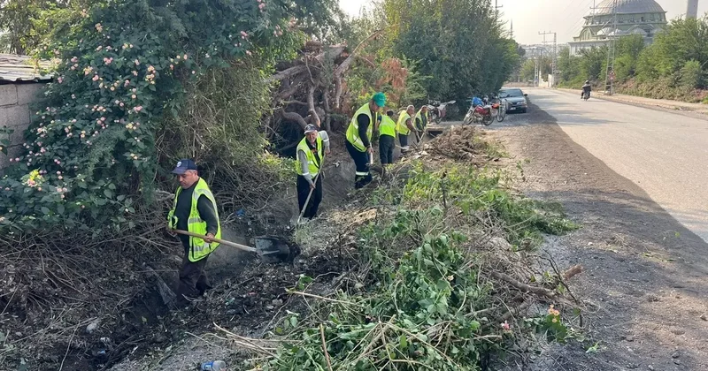 Hatay’da 66 kilometrelik yağmur suyu ve ızgara temizliğinden toplamda 53 kamyon katı atık çıktı