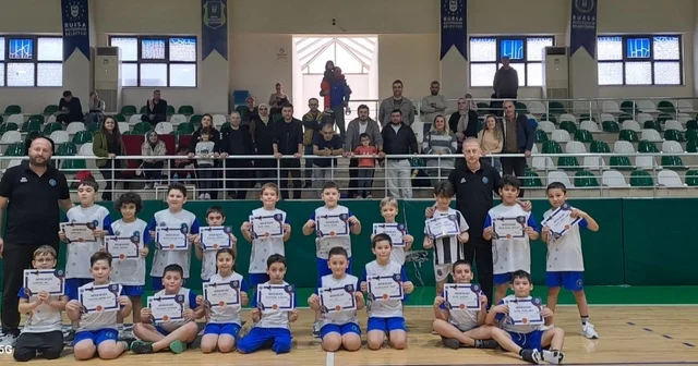 Kış spor okullarında sertifika heyecanı Bursa Haberleri