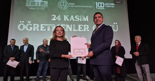 Emekli olan öğretmenler üstün hizmet belgesi Düzce Haberleri