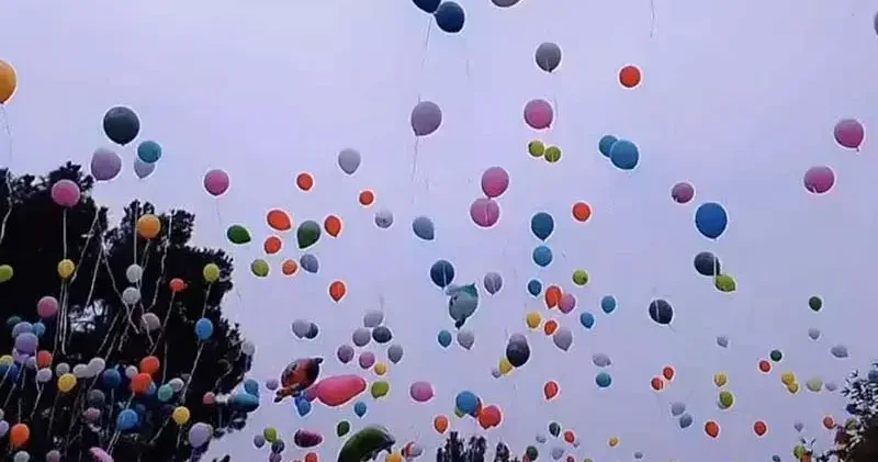 Malatya da lösemili çocuklar için binlerce balon gökyüzüne bırakıldı