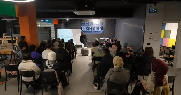 Konya haberleri SİA da Mekân, Hafıza ve Kadınlar Pazarı Kitap Galası yapıldı 24 Kasım 2025