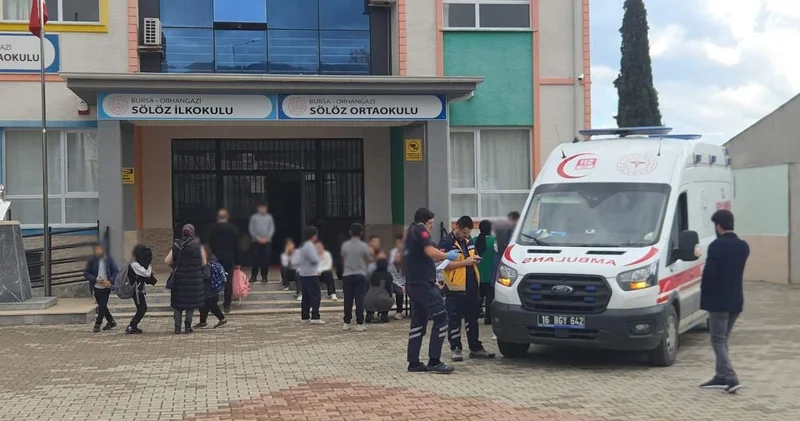 Bursa da 20 öğrenci zehirlendi