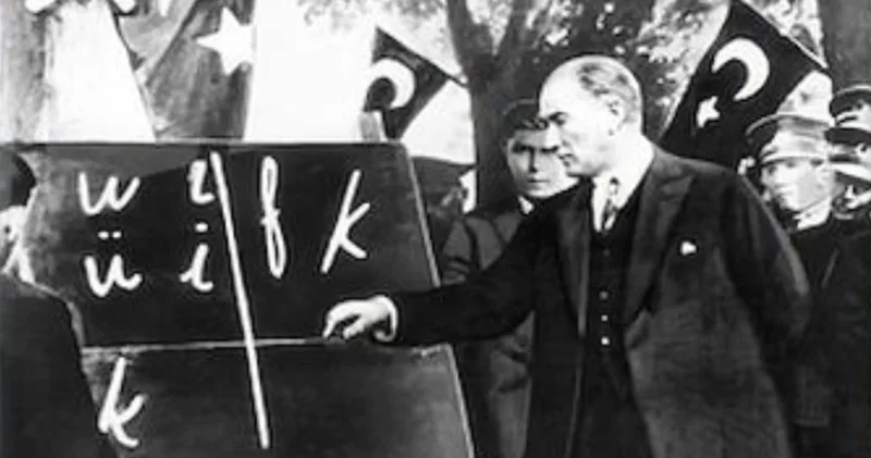 Ünlülerden 24 Kasım Öğretmenler Günü paylaşımı