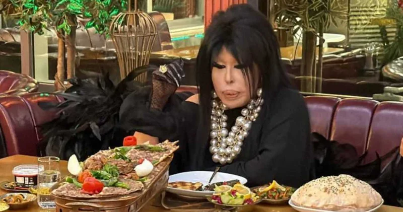 Bülent Ersoy gece yarısı Konya da kebapçı açtırdı