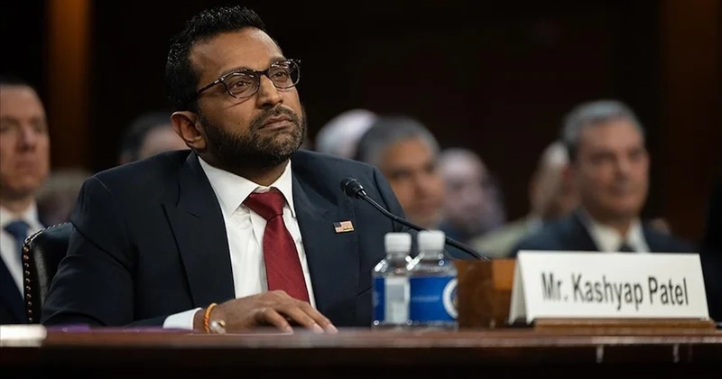 FBI Başkanı, kız arkadaşını korumak için SWAT ekipleri görevlendirdi Sözcü Gazetesi