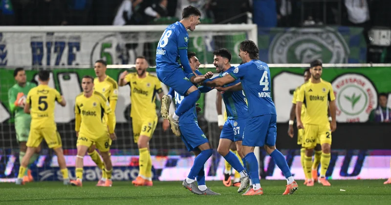 Fenerbahçe Rizespor maçının ikinci yarısındaki bahis hamlesi ortalığı karıştırdı Sözcü Gazetesi