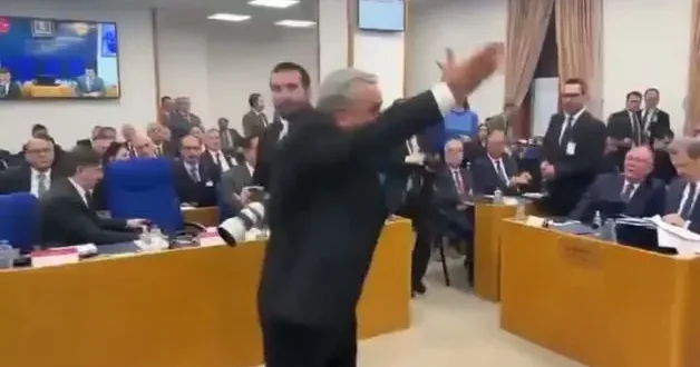 CHP de sabıkalı krizi! Halk TV nin kendisine iftira attığını ifade eden CHP li vekil isyan etti