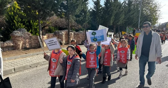 Şabanözü nde TEMA Vakfı toprak yürüyüşü gerçekleştirdi Çankırı Haberleri