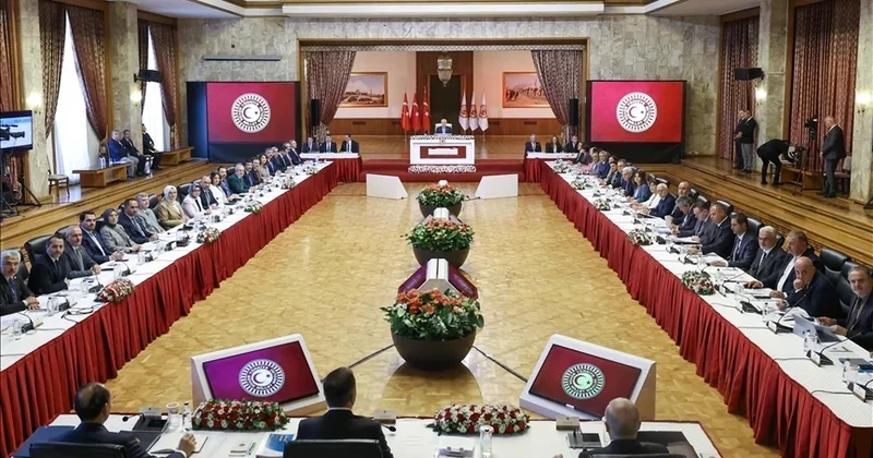 Son dakika: Komisyon heyeti İmralı ya gitti... Meclis Başkanlığı: Sorular soruldu, detaylı beyanlar alındı