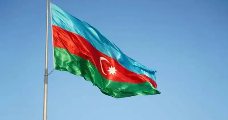 Bakü de bir iş merkezinde patlama meydana geldi