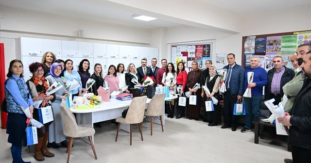 Başkan Yılmaz: Öğretmenler, bizim kahramanlarımızdır Bursa Haberleri