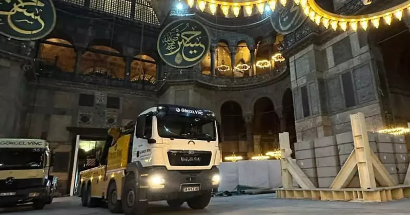 Ayasofya ya Zarar İddiaları Yalanlandı