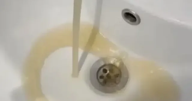 İstanbul da vatandaşların kirli su çilesi devam ediyor VİDEO İZLE