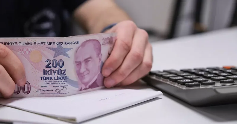 Asgari ücret zammı sonrası milyonların beklediği gelişme: Memur ve emekli zammı ne olacak?