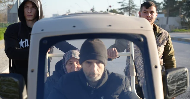 Validen örnek davranış sergileyen liseli gençlere teşekkür Edirne Haberleri