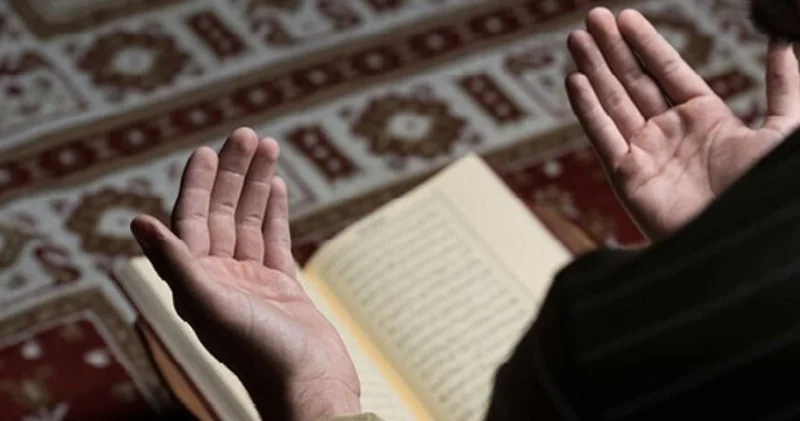 Regaip Kandili duaları ve ibadetleri: Regaip Kandili’nde hangi dualar okunur?