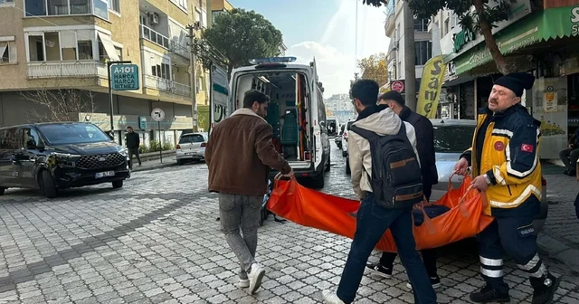 Evinde düşüp, mahsur kalan felçli hasta, balkondan eve girilerek kurtarıldı Manisa Haberleri