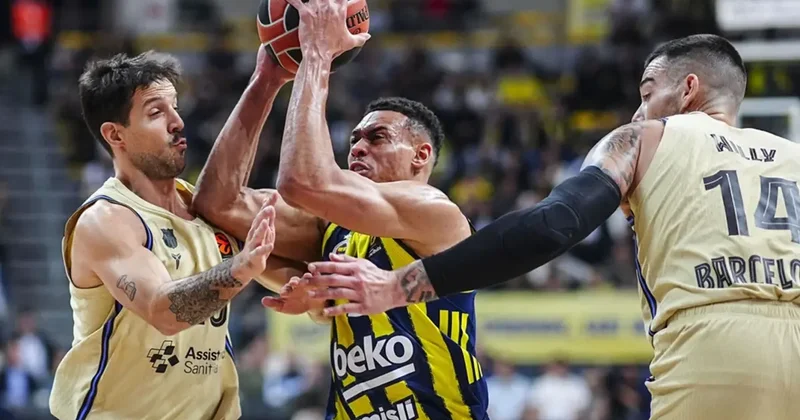 Fenerbahçe Beko, EuroLeague de Barcelona yı son nefeste devirdi