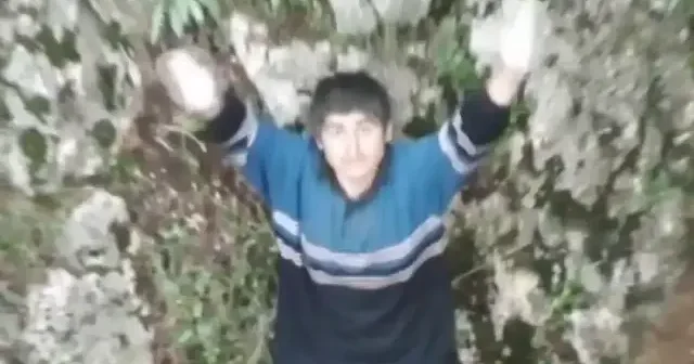 Yaşam çığlığı 4 üncü gün duyuldu: Dağın zirvesinde mahsur kalan genç için ekipler seferber oldu VİDEO İZLE