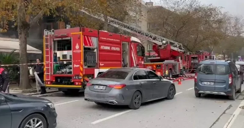 Son Dakika Bağdat Caddesi trafiğe kapatıldı! İtfaiye ekipleri peş peşe sevk edildi