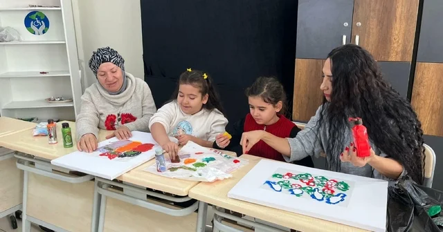 Gamze öğretmen, özel gereksinimli öğrencilerin hayatına dokunuyor İzmir Haberleri