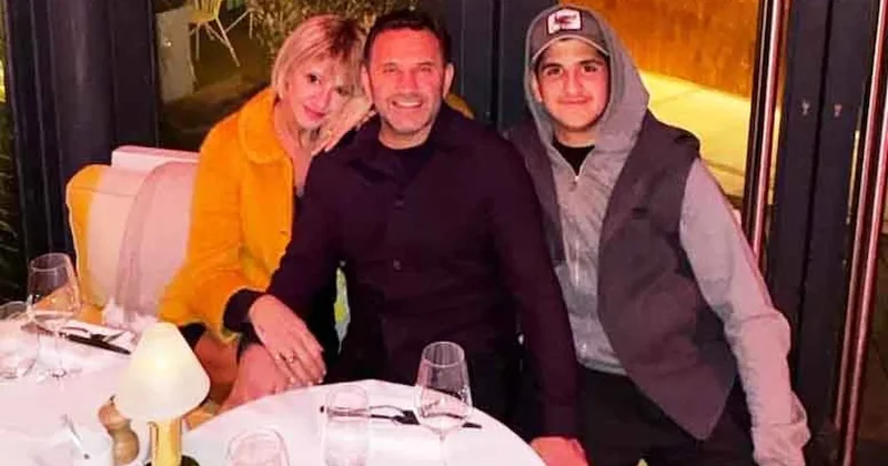 Okan Buruk yeniden barıştığı eski eşi ile Paris te Sözcü Gazetesi