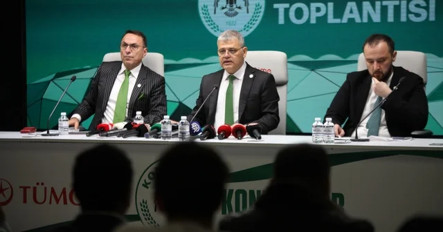 Ömer Atiker: Sezon sonu borç tahminini 2 milyar 400 milyon TL olarak öngörüyoruz Konyaspor Başkanı Ömer Atiker: Devre arası transfer çalışmalarımız tüm hızıyla devam etmektedir İlk transferimizi Deniz Türüç le yaptık Konya Haberleri