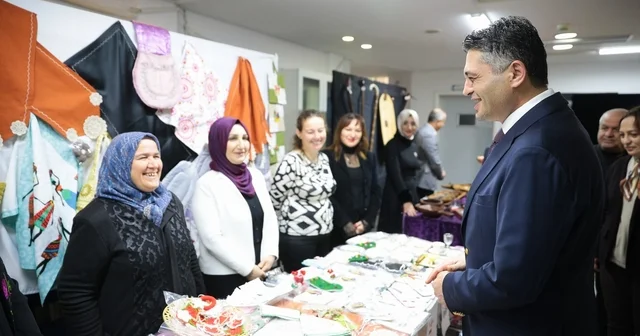Aliağa Tüpraş Halk Eğitimi Merkezi nden yeni yıl sergisi İzmir Haberleri