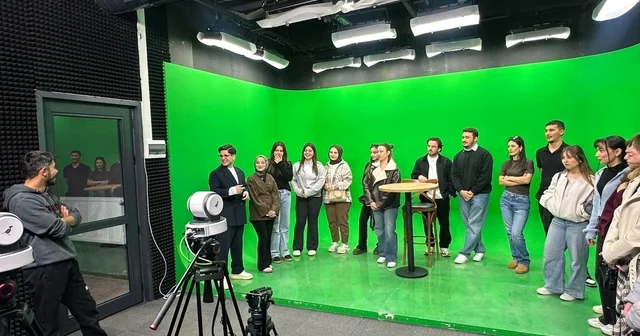 Öğrenciler program yapımını stüdyoda deneyimliyor Sakarya Haberleri