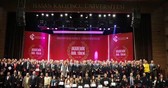 Hasan Kalyoncu Üniversitesi nde Akademik Ödül Töreni gerçekleştirildi Gaziantep Haberleri