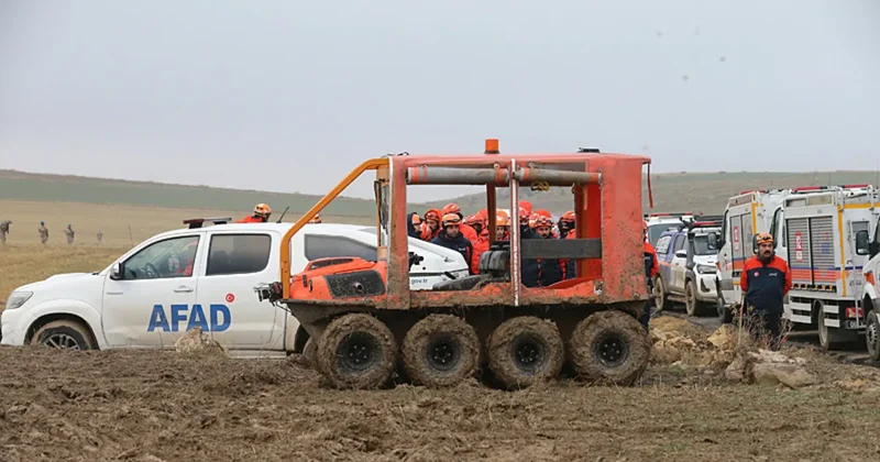 Libya askeri heyetini taşıyan uçak düşmüştü! Bakan Uraloğlu o konuşmaları paylaştı: 32.000 feet irtifada PAN PAN uyarısı