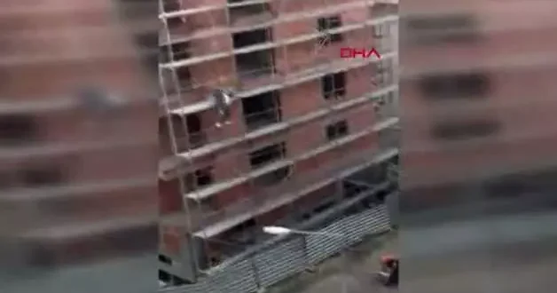 Avcılar da işçilerle mahalle sakini arasında gürültü kavgası çıktı