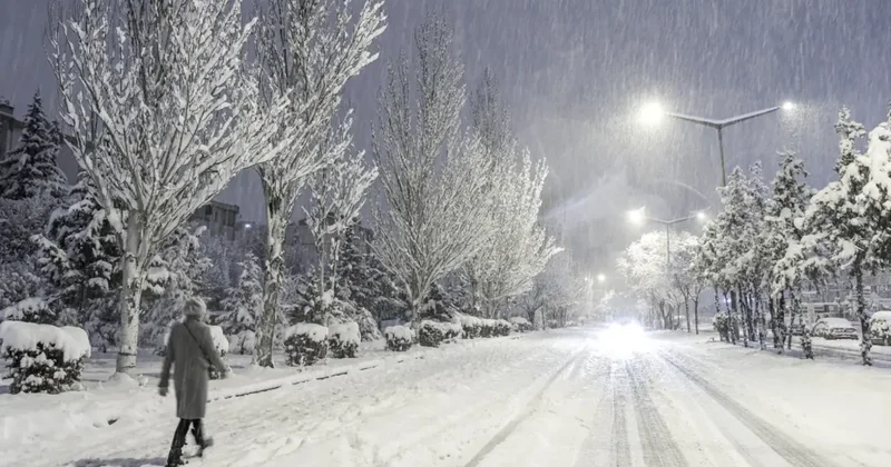 SON DAKİKA: Meteoroloji uyardı! 28 ilde kuvvetli kar alarmı! İstanbul un o ilçeleri için tarih verildi