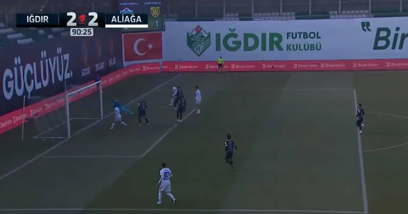 Emekli olsun deniyordu: 90. dakikada ortaya çıkıp herkesi şaşırttı