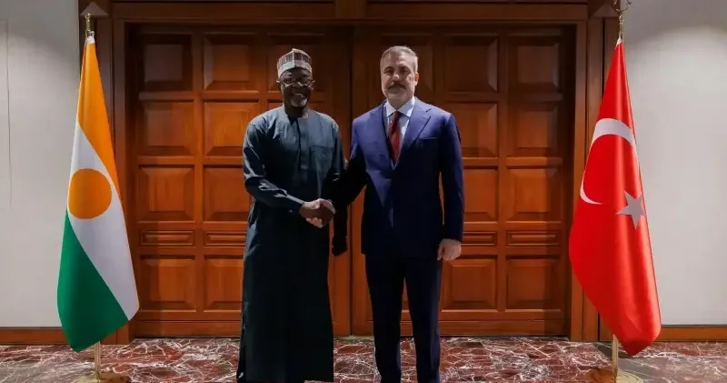 Dışişleri Bakanı Fidan Nijerli mevkidaşı Sangare ile bir araya geldi Politika Haberleri