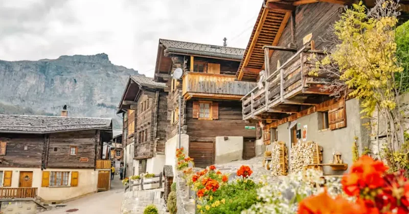 Bu köye taşınanlara çılgın teşvik: Her yetişkin için 25 bin, her çocuk için 12 bin dolar!