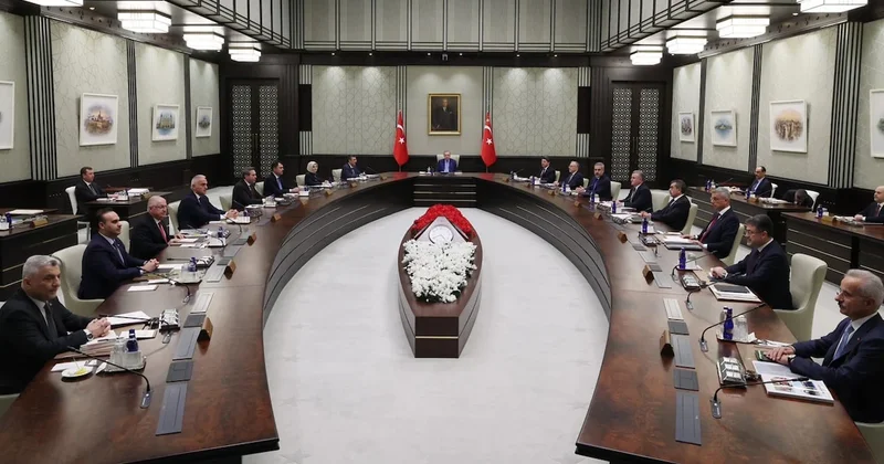 AKP ikiye bölündü: Yılbaşına günler kala Kabine mi değişiyor? Sözcü Gazetesi