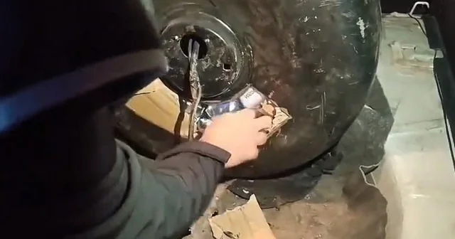 Hatay da kaçakçılık operasyonu: Otomobilin her yerinden telefon ve elektronik sigara fışkırdı Hatay Haberleri