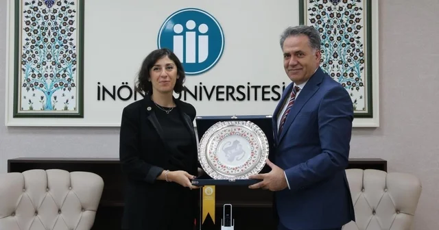 İsmet İnönü nün torunu Zeynep Bilgehan dan Rektör Akpolat a ziyaret Malatya Haberleri